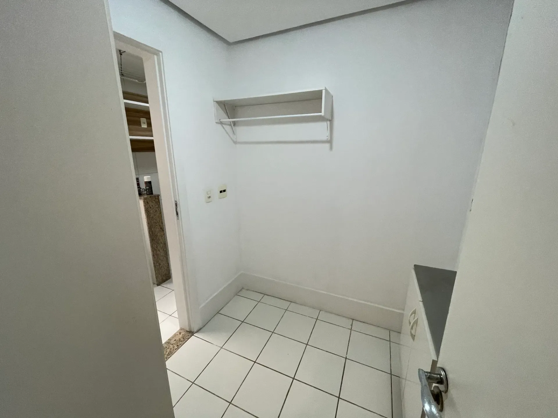 Cobertura com 4 quartos e cozinha com fogão a gás — photo 44