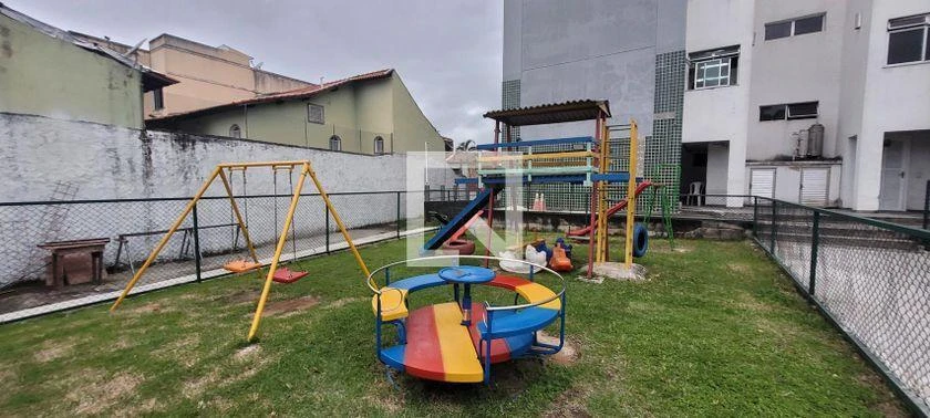 1 quarto e piso de madeira ou laminado: apartamento de 67 m² — photo 2