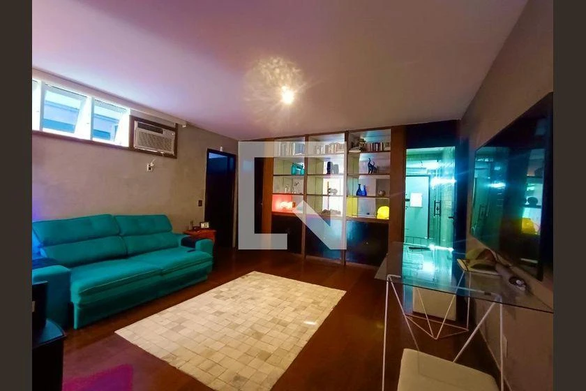 127 m² apartment with 3 en-suite bedrooms and balcony — photo 13