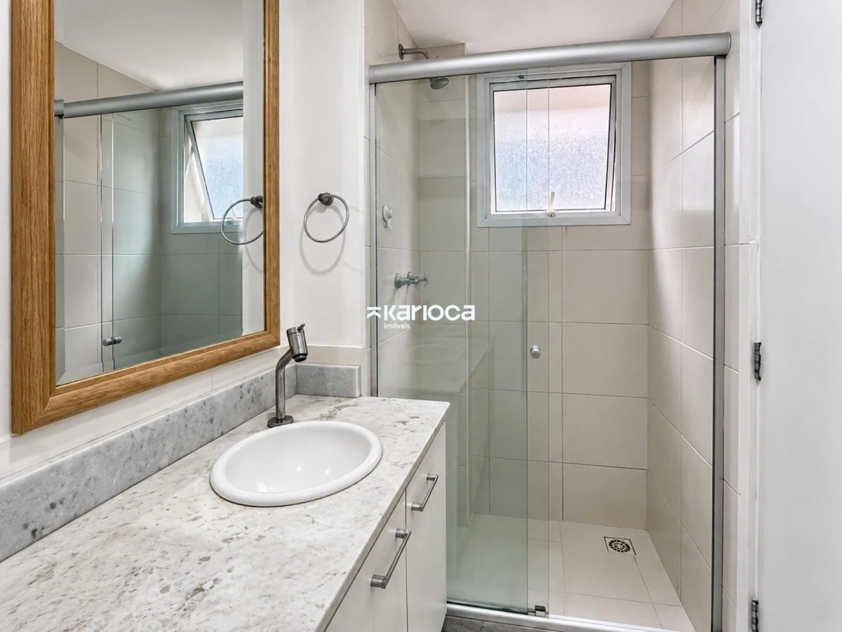 Mountain view in a 2-bedroom apartment, 64 m² — photo 8