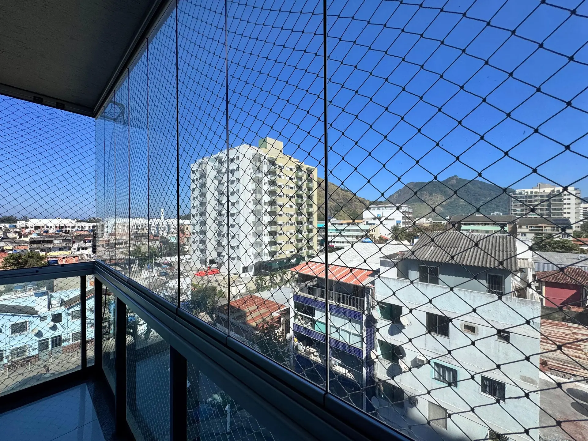 3-bedroom apartment with a grill on the balcony — photo 19
