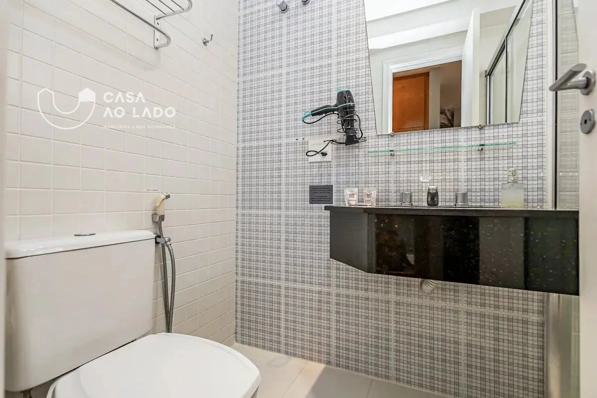 Furnished studio, 25 m², with wood or laminate floors — photo 15