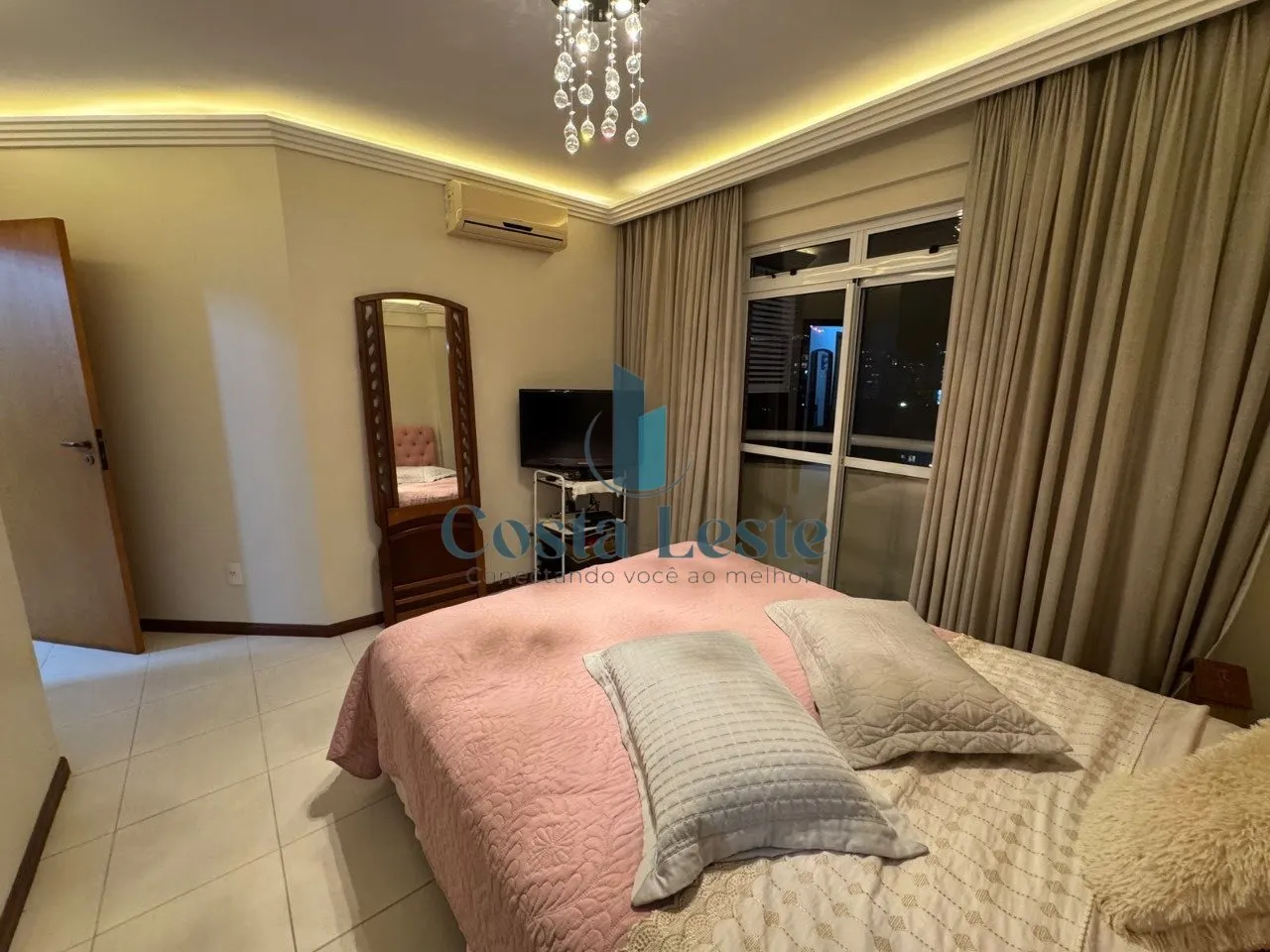 Furnished apartment with 4 bedrooms and 2 en-suites — photo 14