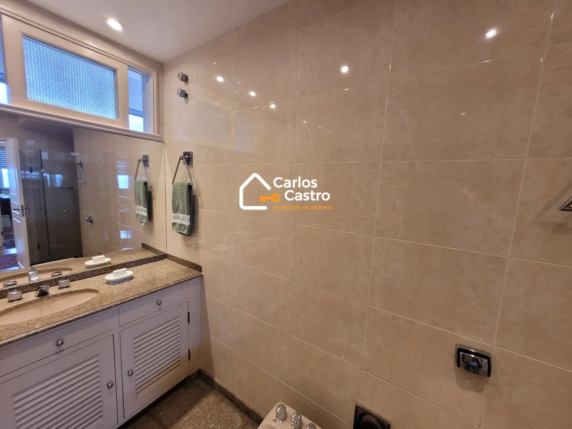 Apartment on the 9th floor with a bathtub — photo 51