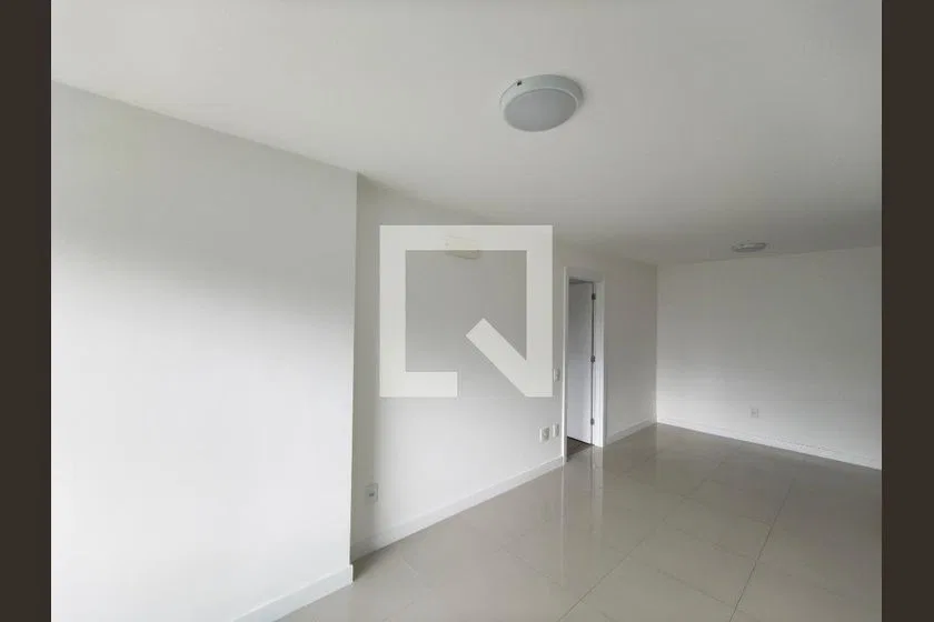 2-bedroom apartment with a mountain view — photo 25