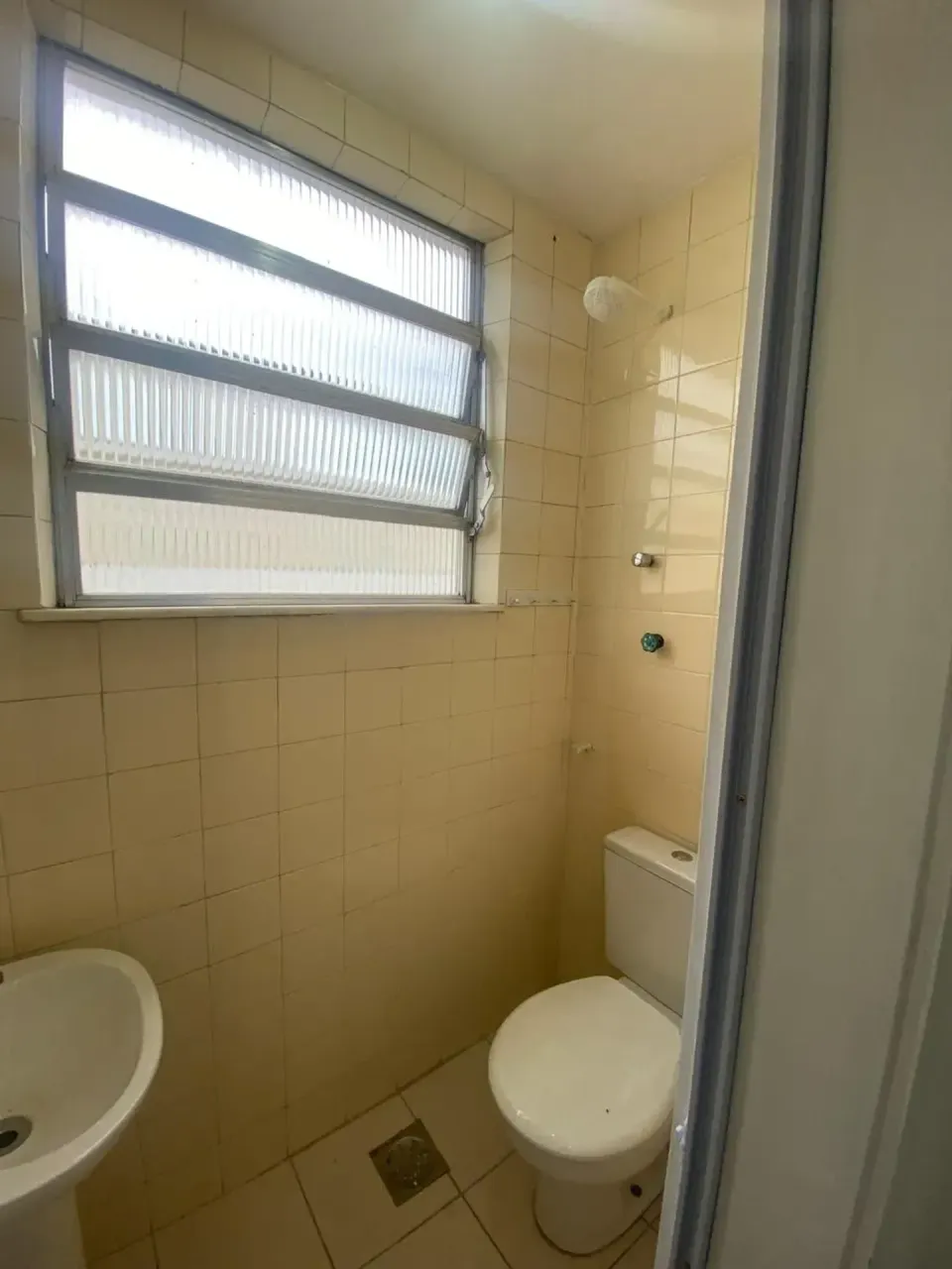Unfurnished 3-bedroom apartment with 78 m² — photo 11