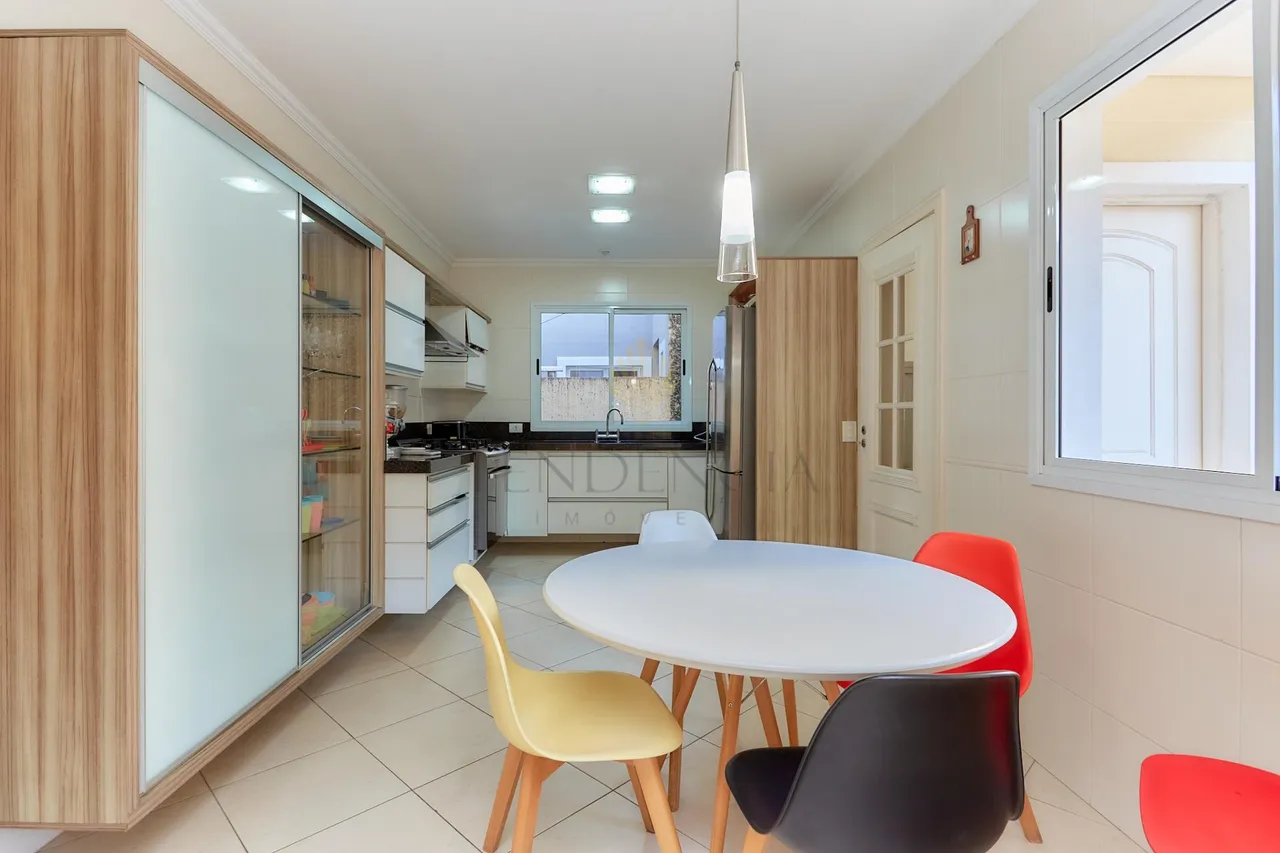Furnished house with 4 en-suite bedrooms and gas kitchen — photo 7