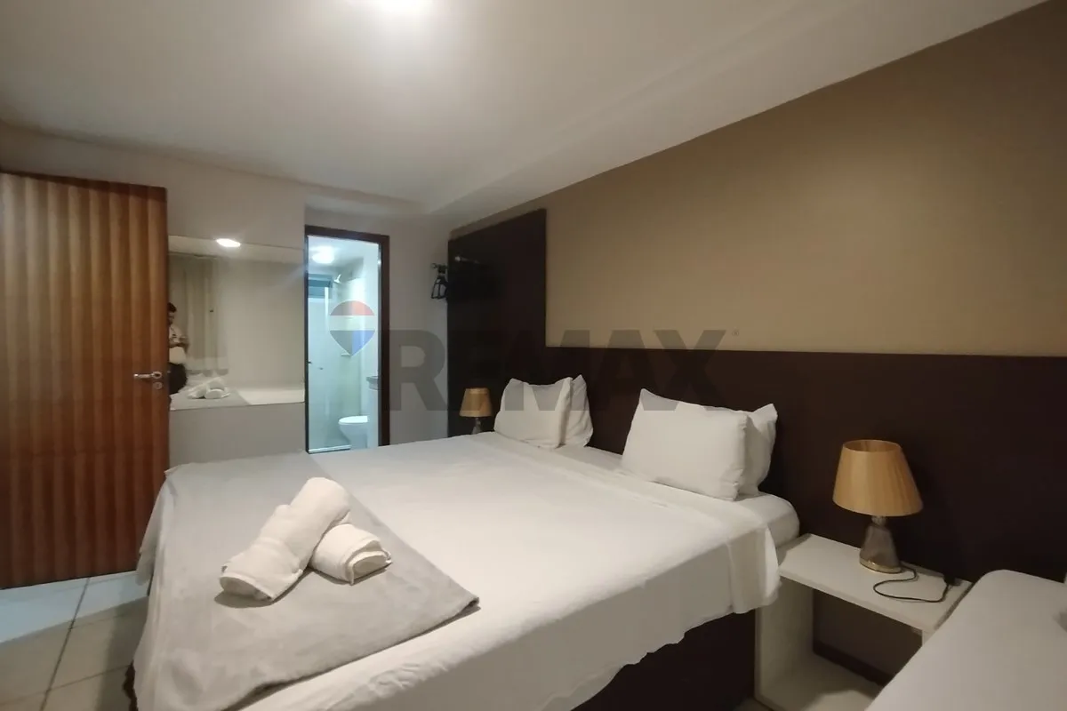 1-bedroom apartment with open-plan kitchen and 43 m² — photo 14
