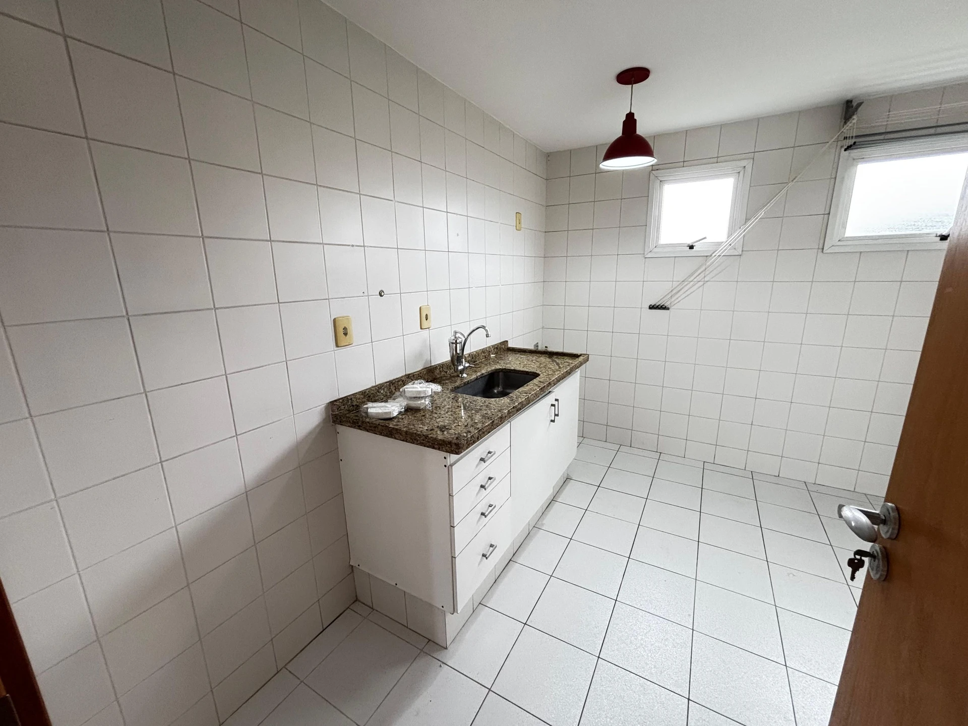 2-bedroom house, 1 with its own bathroom, 57 m² — photo 2
