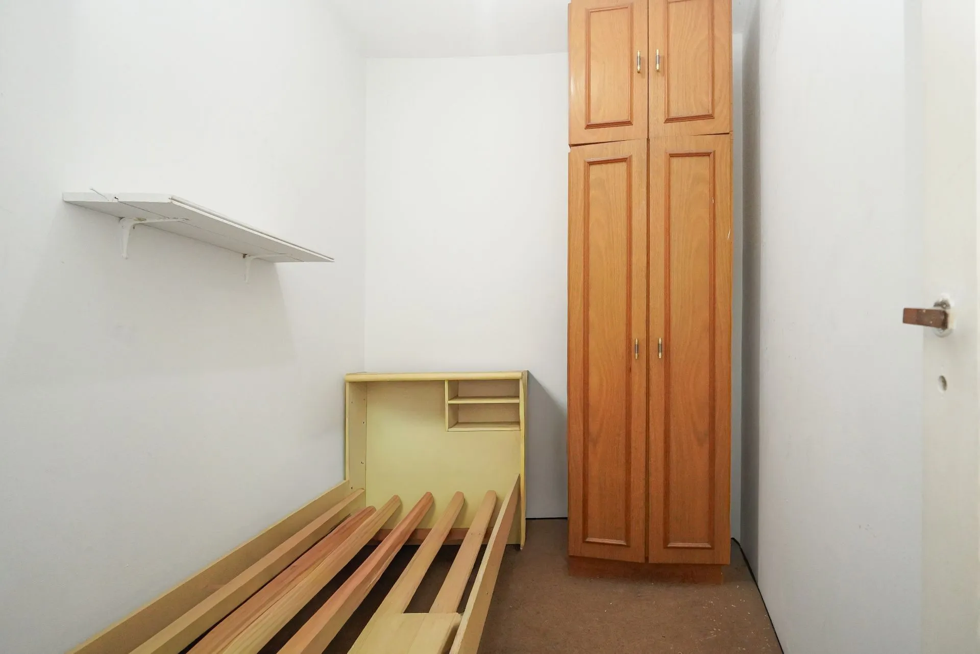 Home office in a 3-bedroom apartment, 140 m² — photo 28