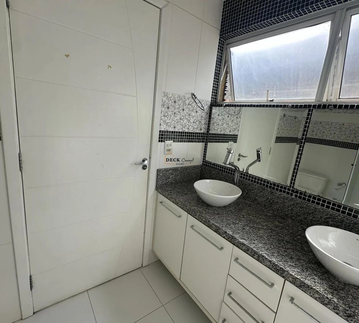 Меблированный дом с 3 спальнями и 3 ванными, 160 м² — photo 19