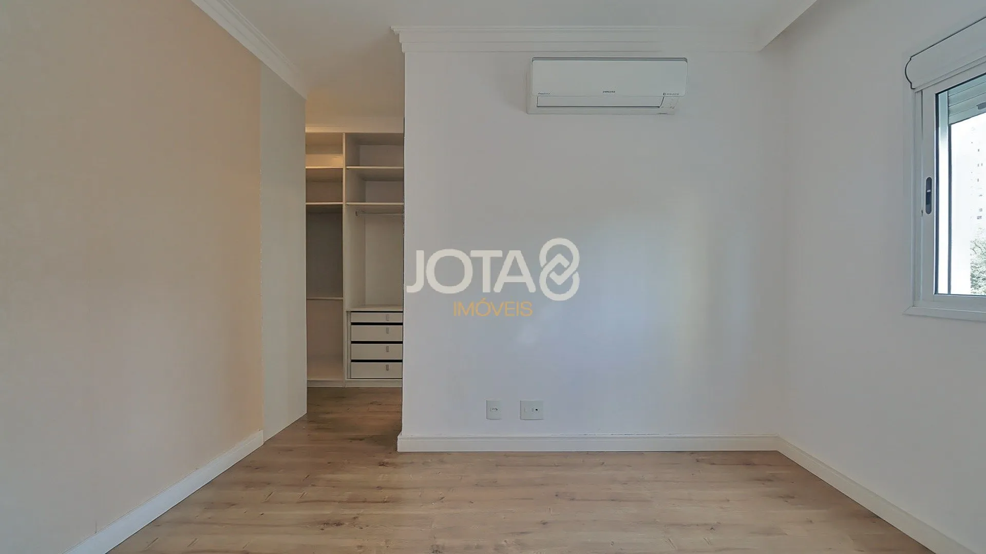 3-bedroom apartment with 185 m² and private BBQ space — photo 8
