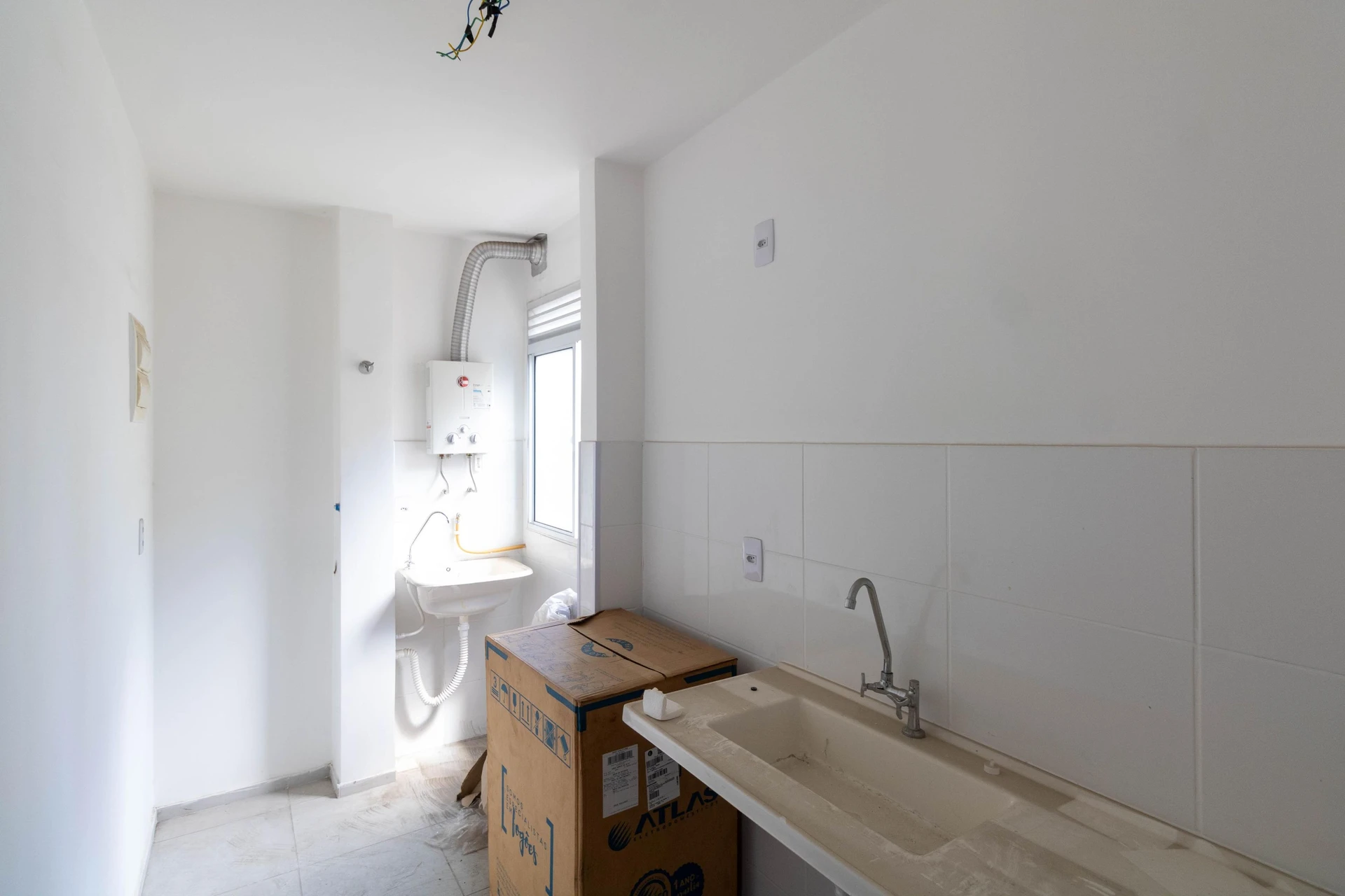 Apartment with 2 bedrooms and an open-plan kitchen — photo 29