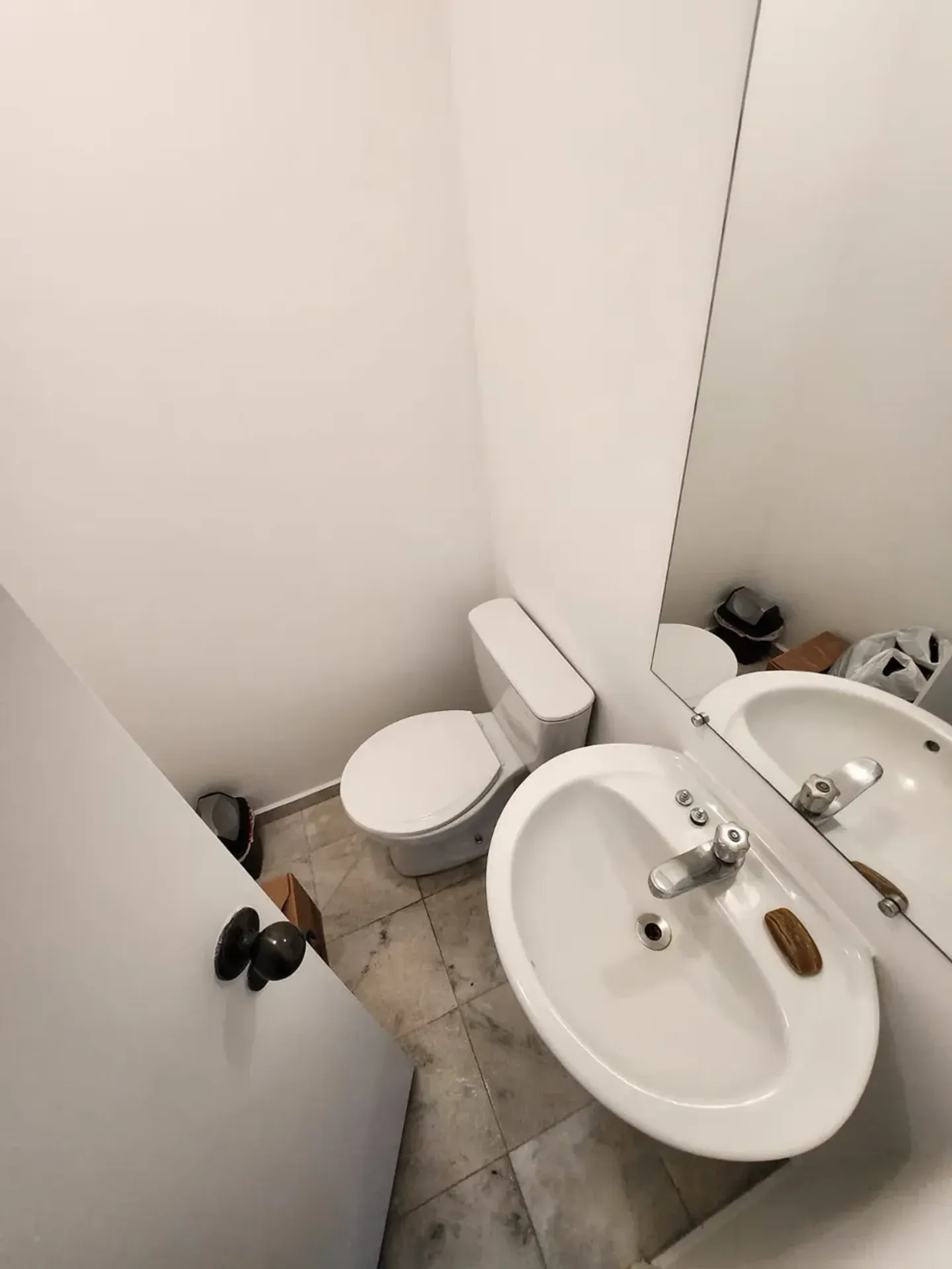 Furnished apartment, 84 m², with a walk-in closet — photo 17