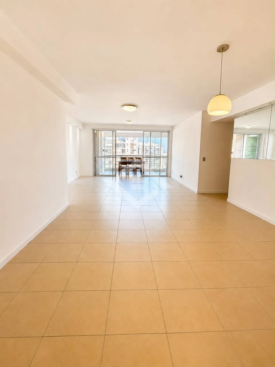 Apartment with 4 bedrooms and 5 bathrooms, 2 parking spots — photo 5
