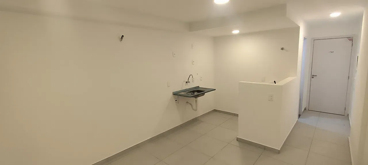 30 m² apartment with 1 bedroom and a compact kitchenette — photo 24