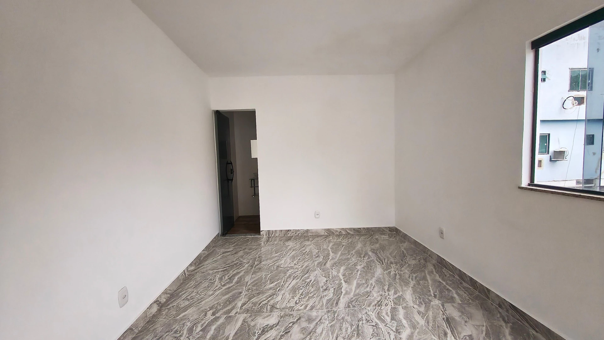 Unfurnished house with 3 bedrooms and 3 bathrooms — photo 9