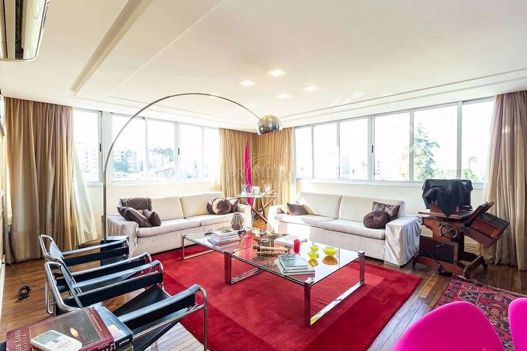 4-bedroom apartment with 381 m² and 2 parking spaces — photo 3