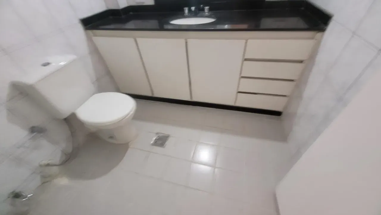 78 m² apartment with 2 bedrooms and 2 bathrooms — photo 27