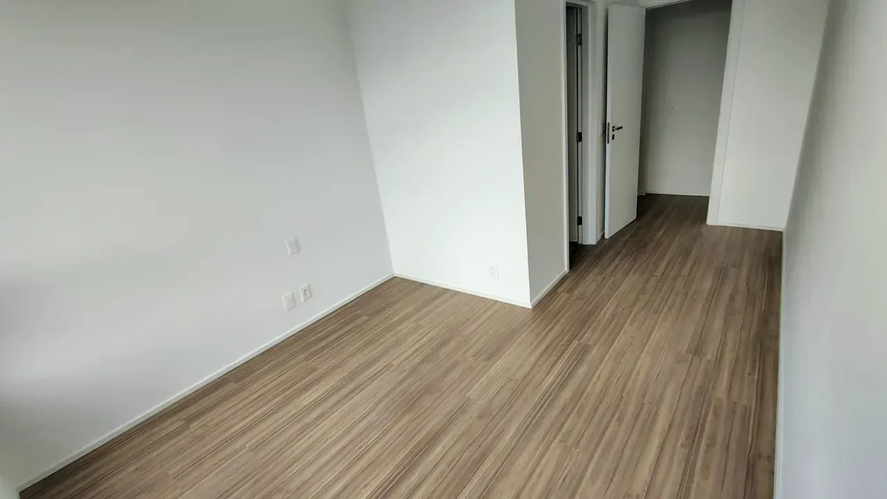 Apartamento com 3 suítes e varanda com vidro — photo 13