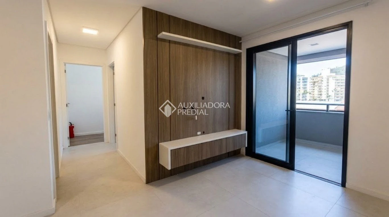 2-bedroom apartment with open kitchen and gas stove — photo 6