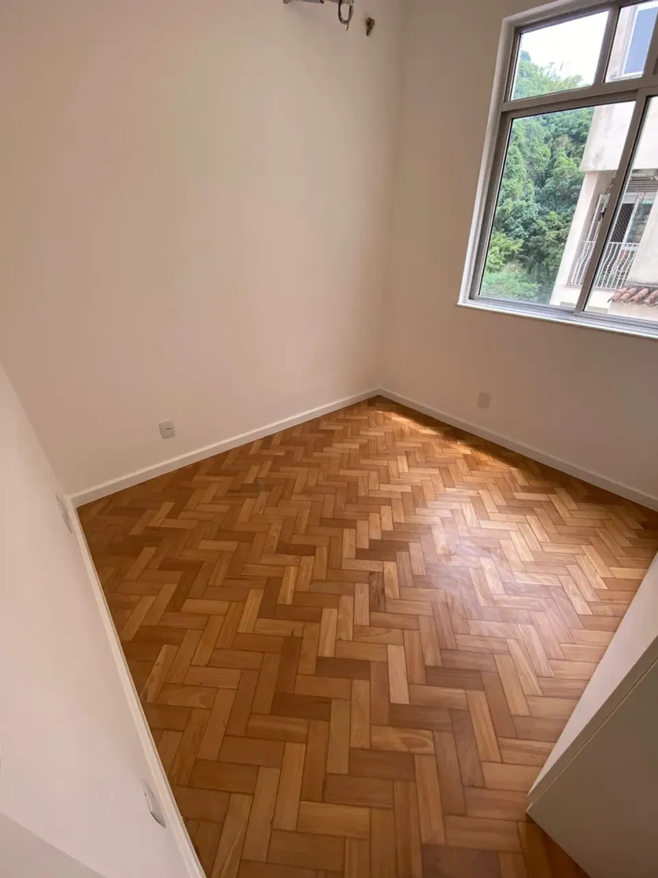 Rental apartment with open-plan kitchen and 1 parking space — photo 4