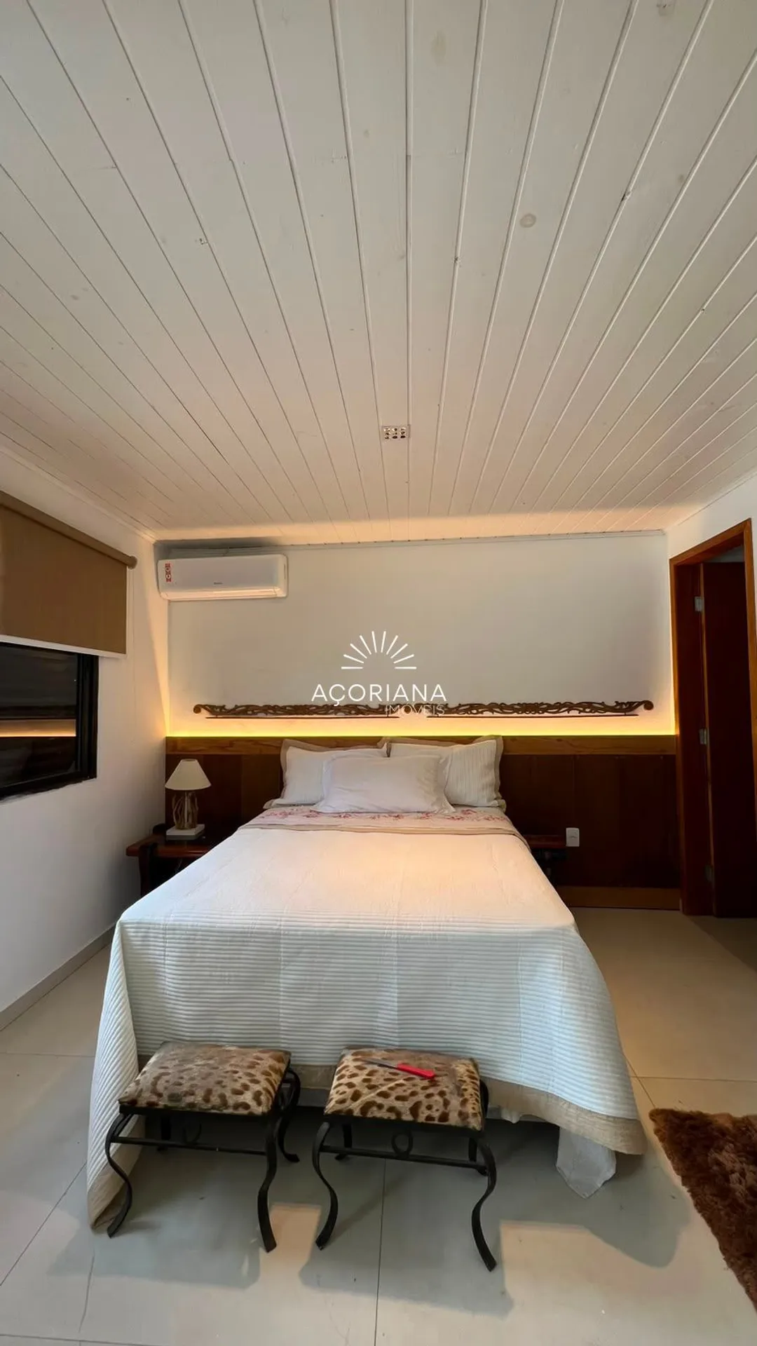 Furnished 600 m² house with 5 bedrooms and an integrated kitchen — photo 58