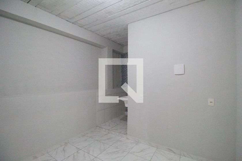 1-bedroom apartment with 40 m² and tile floors — photo 2