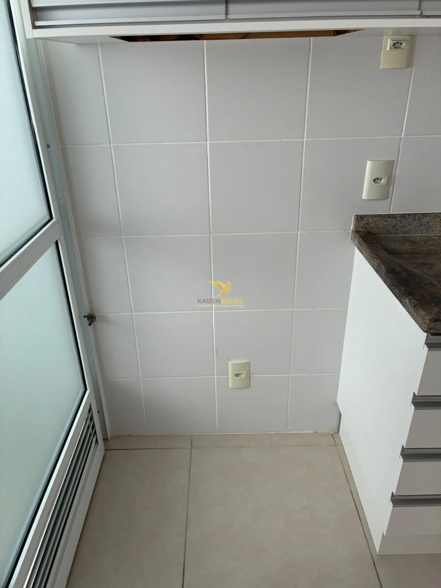 3-bedroom apartment, 1 with its own bathroom, 97 m² — photo 29