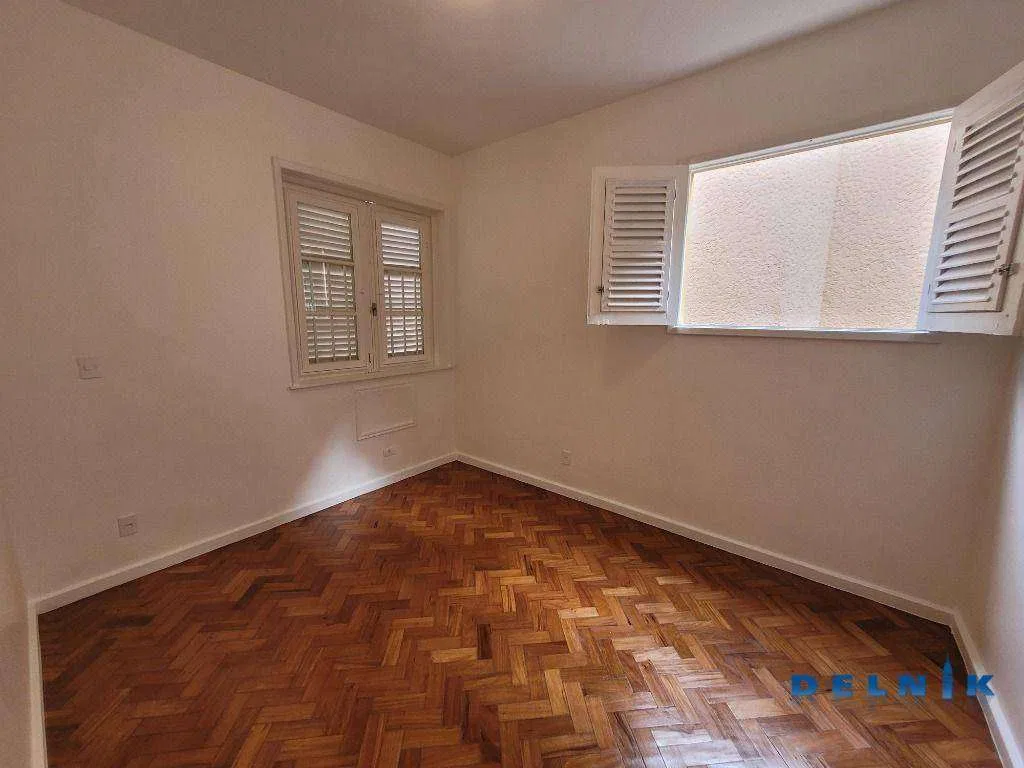 3-bedroom apartment for rent with a balcony — photo 3