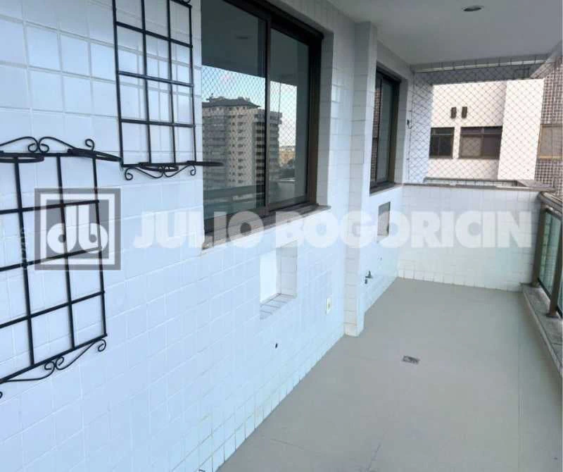 Apartamento de 3 quartos com suíte e varanda — photo 9