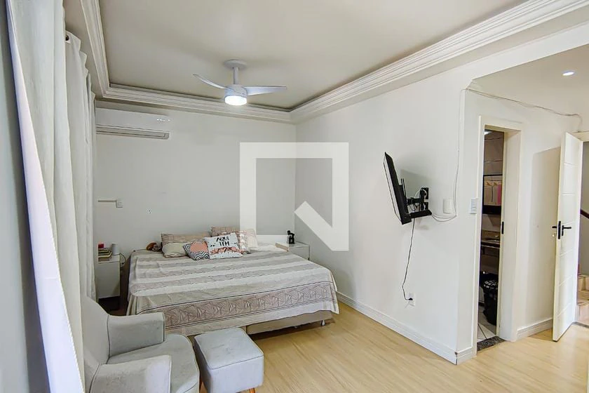 3-bedroom house with a walk-in closet in Rio de Janeiro — photo 18