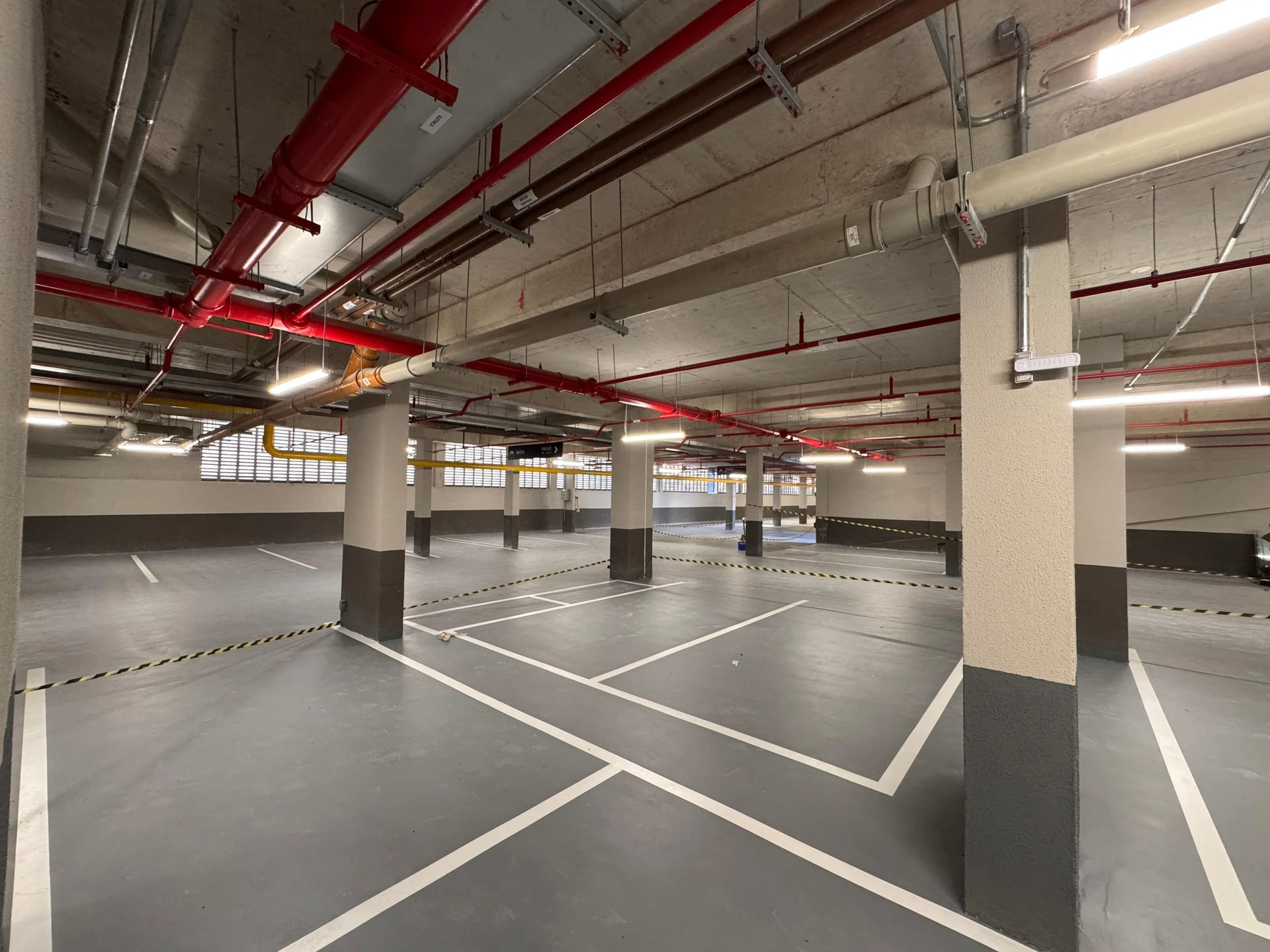 Apartamento amueblado de 3 dormitorios con balcón — photo 20