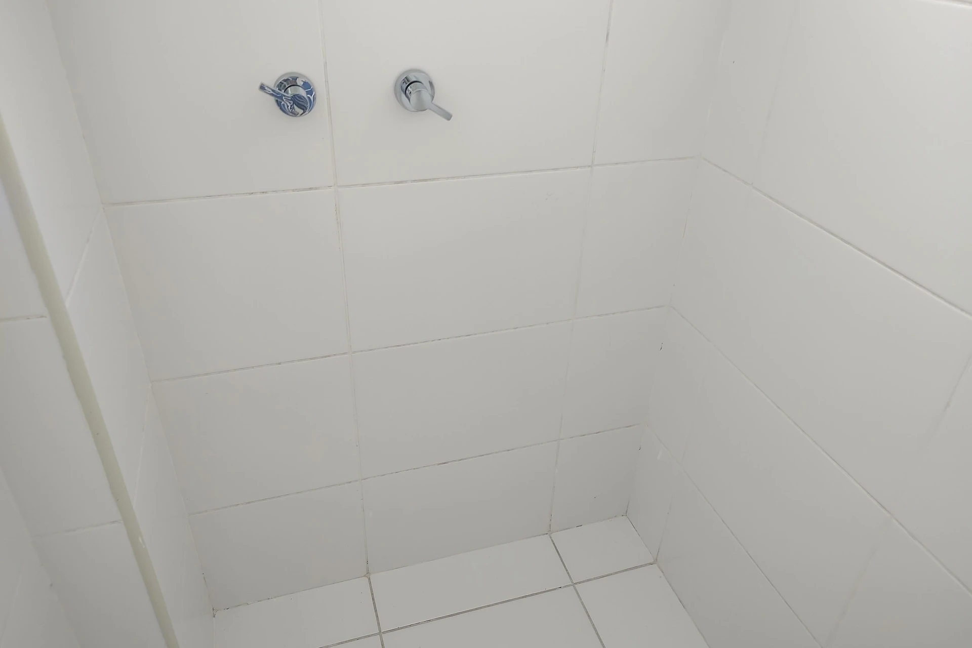 2-bedroom apartment with 1 en-suite and balcony — photo 57