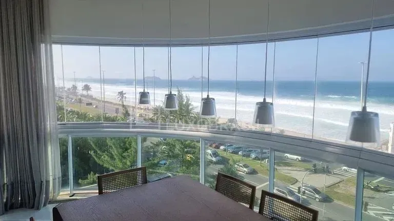 Furnished apartment with 3 bedrooms and water view — photo 4