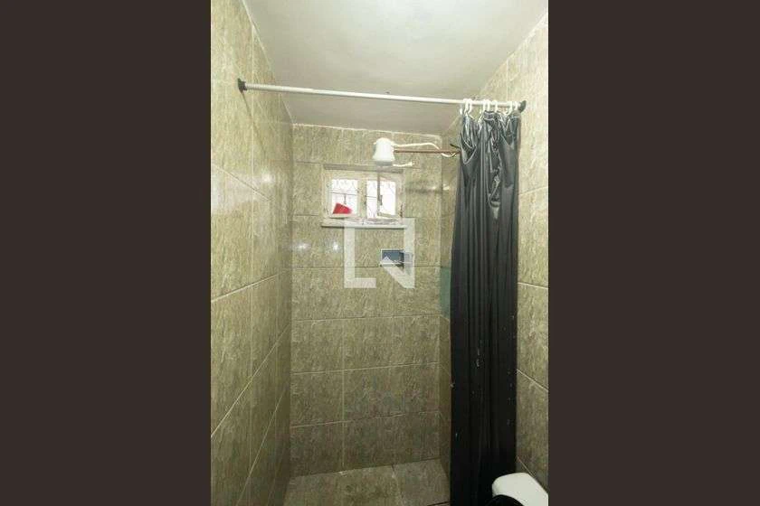 Casa térrea de 210 m² com varanda e 1 quarto — photo 2