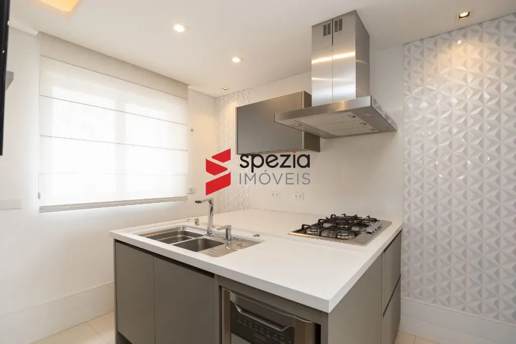 332 m² apartment with 2 bedrooms and 5 bathrooms — photo 4