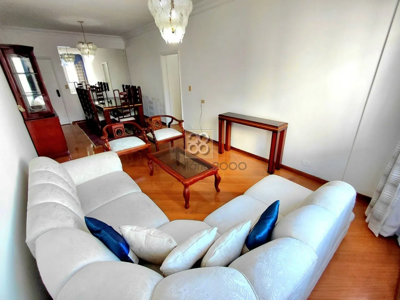Home office in a 3-bedroom apartment, 130 m²