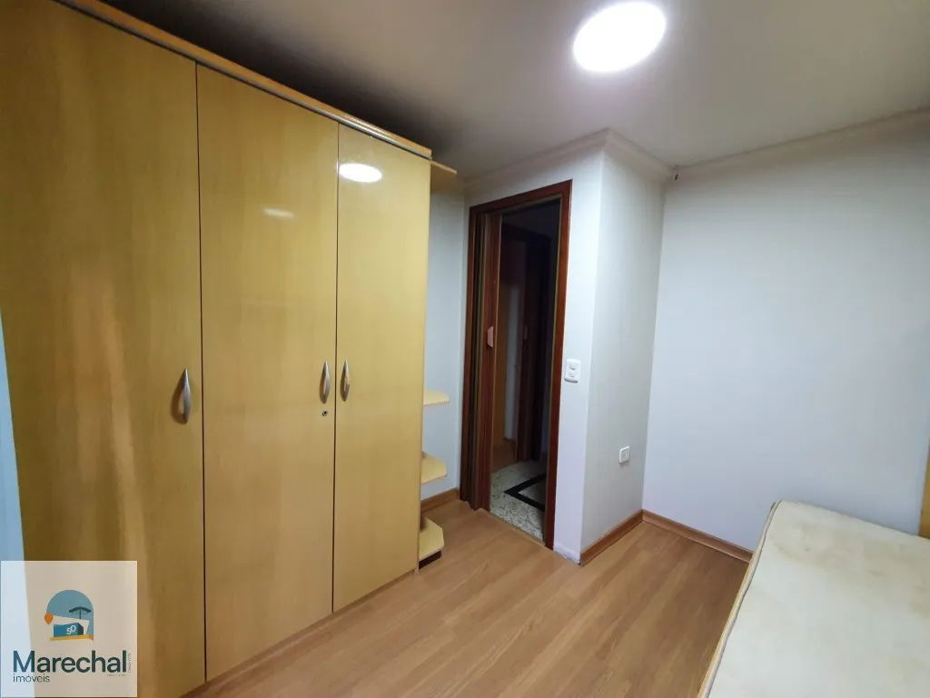 Condo townhouse with 3 bedrooms and a gas open-plan kitchen — photo 10