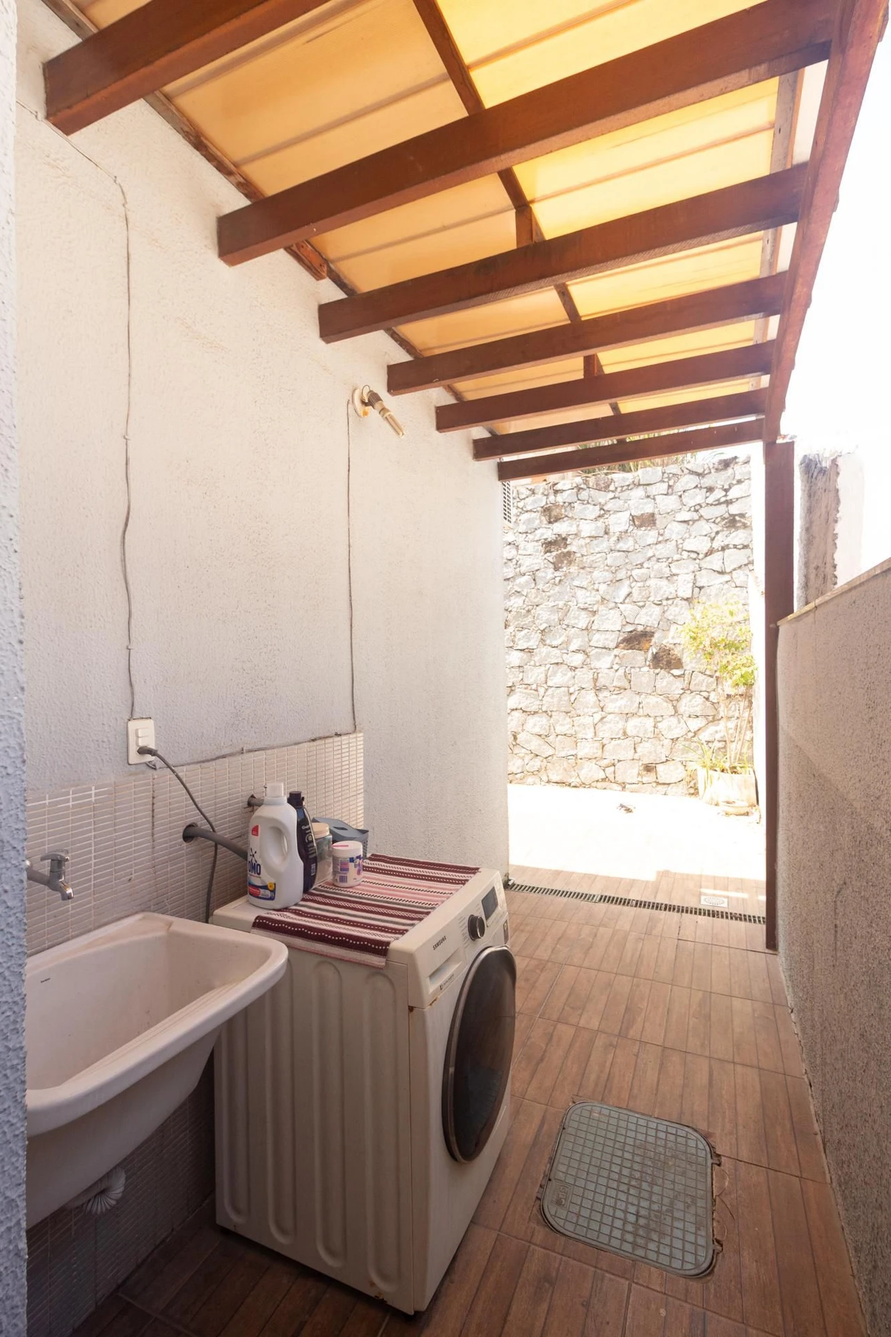 Furnished house, 285 m², with a private pool — photo 40