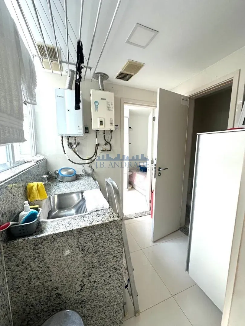 Furnished apartment, 400 m², with a glass-enclosed balcony — photo 17