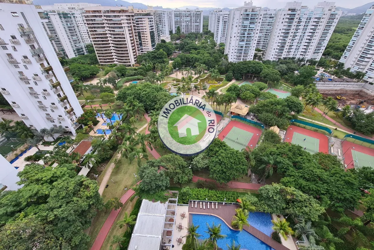 Unfurnished apartment with 4 bedrooms and 5 bathrooms — photo 2