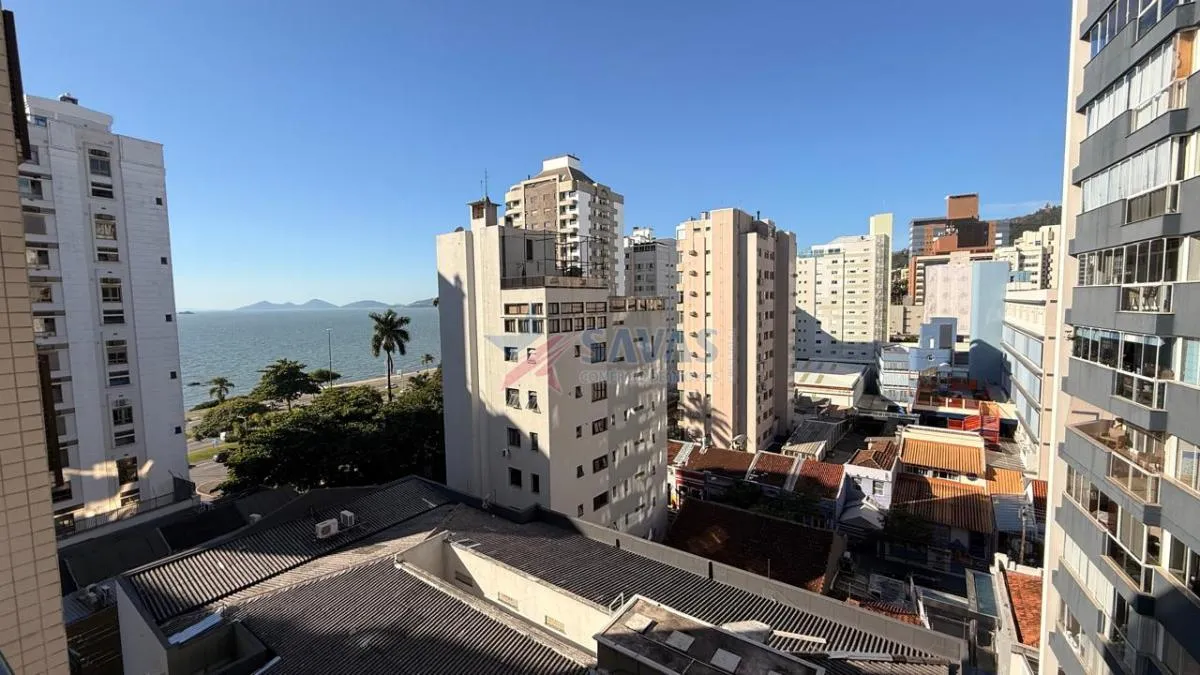 Apartamento amueblado con 3 suites y 2 plazas de garaje — photo 42