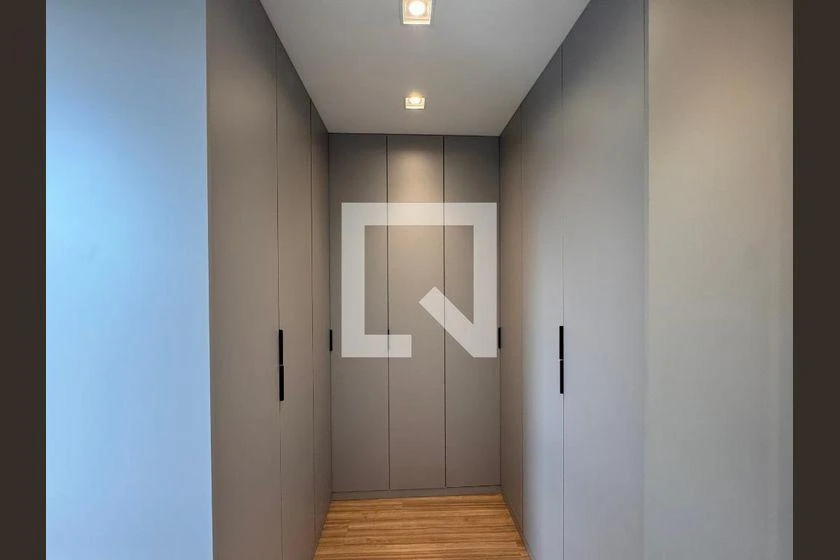 Rental apartment with 3 en-suite bedrooms and 130 m² — photo 26