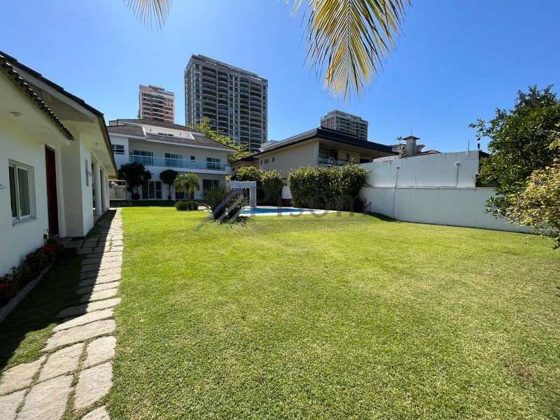 Casa de 6 quartos com ar-condicionado e 1500 m² — photo 16