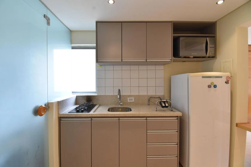 Studio mobiliado com cozinha aberta e 1 quarto — photo 7