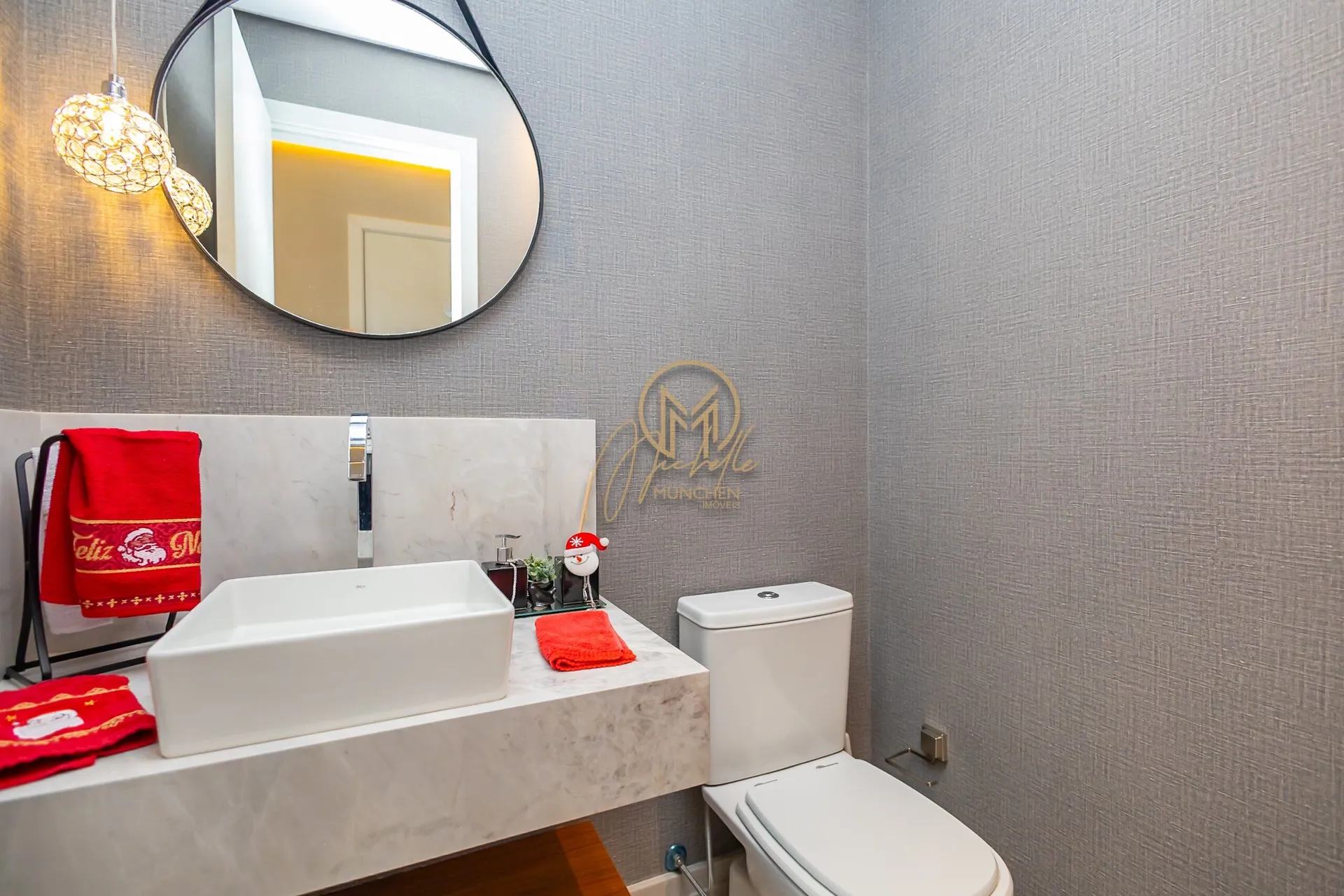 Furnished 462 m² apartment with 4 en-suite rooms — photo 132