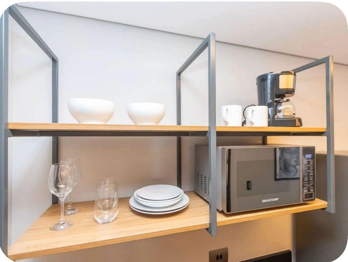 Wood or laminate floors in a one-bedroom apartment, 60 m²