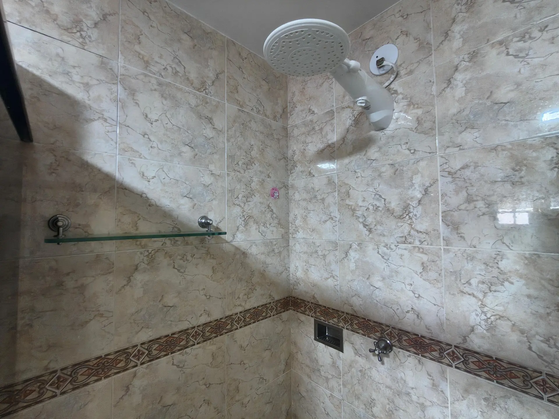Мебльований будинок з 3 спальнями та газовою плитою — photo 51