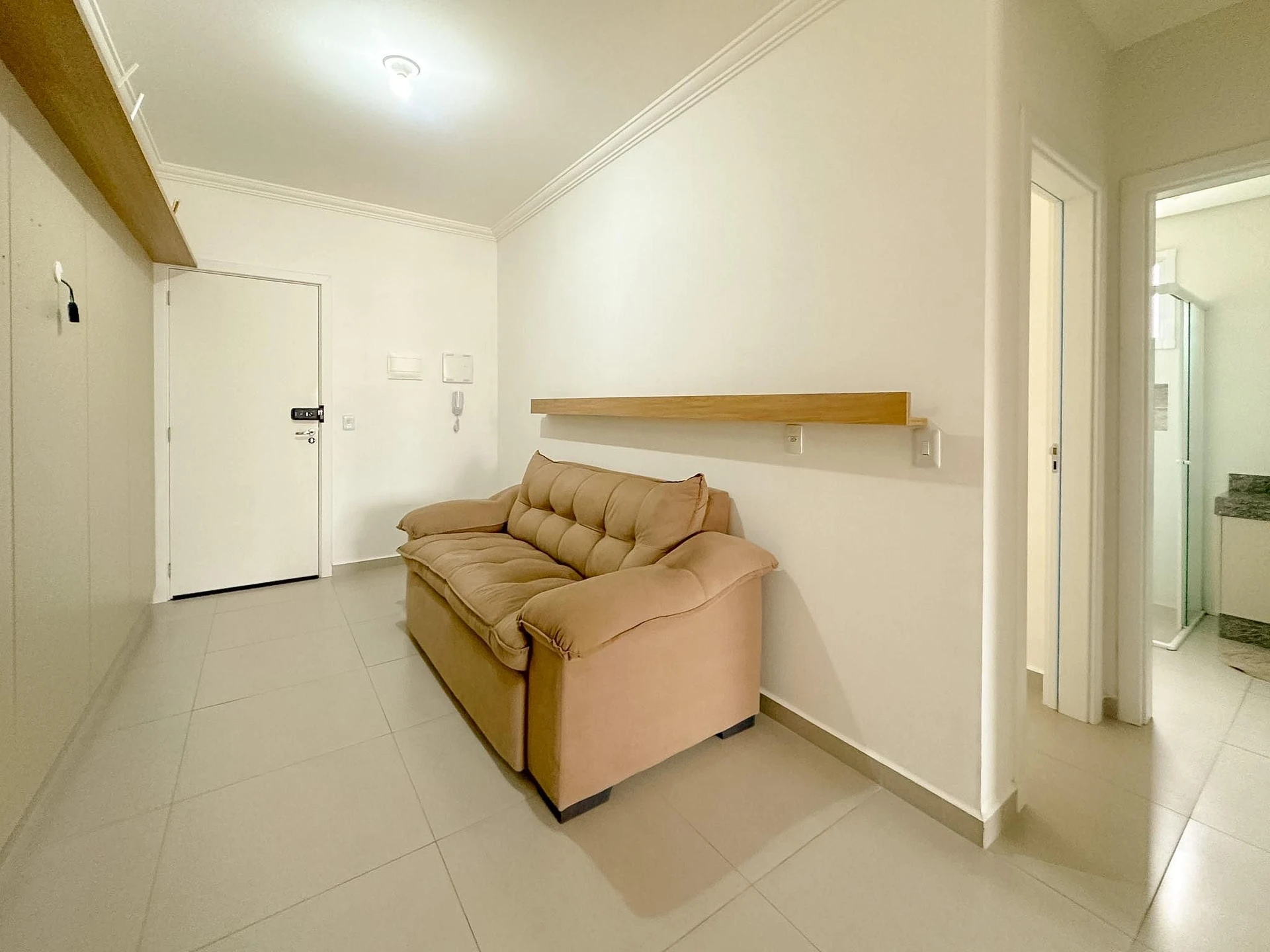2-bedroom apartment, 1 with its own bathroom, 60 m² — photo 24